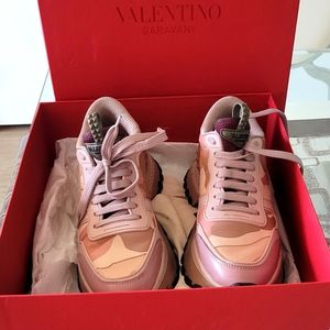 Valentino Garavani pink sneakers size 7